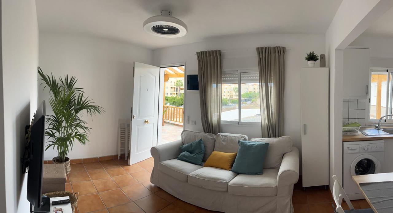 2 Bedroom Apartments Los Cristianos Beach Tenerife Tamaragua Arona  Exterior photo