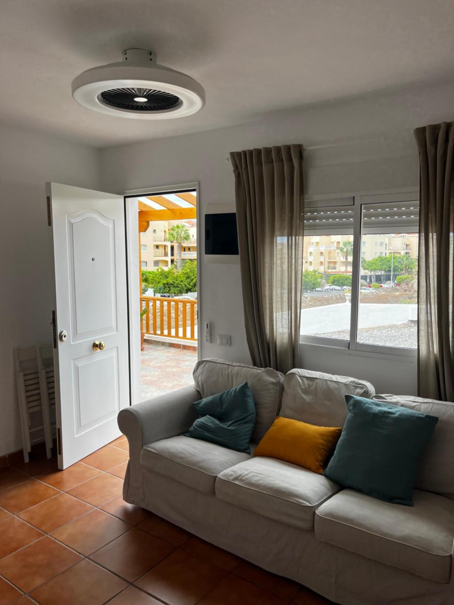 2 Bedroom Apartments Los Cristianos Beach Tenerife Tamaragua Arona  Exterior photo